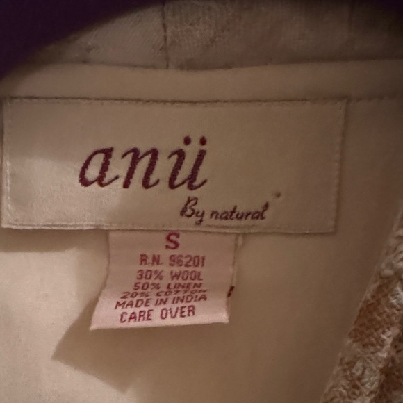 Cream and Brown Women's Long Jacket - Picture 4 of 4